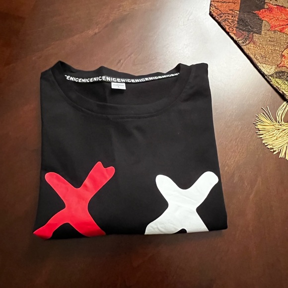 Demischo tee NWT - Picture 2 of 10